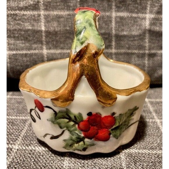 Vintage Porcelain Miniature Basket // Porcelain Berry Basket - Picture 1 of 5
